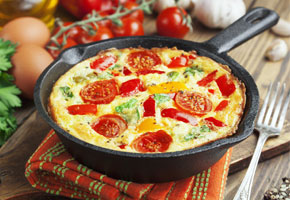 egg bake in a cast iron skillet