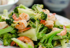 a broccoli and shrimp salad