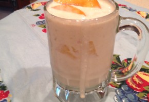 Creamy Peach Freeze Smoothie Recipe in a mug