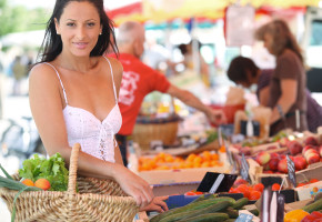 Woman shopping at an outdoor market